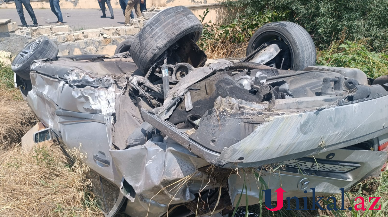 Tovuzda  "Chevrolet" aşdı - FOTOLAR